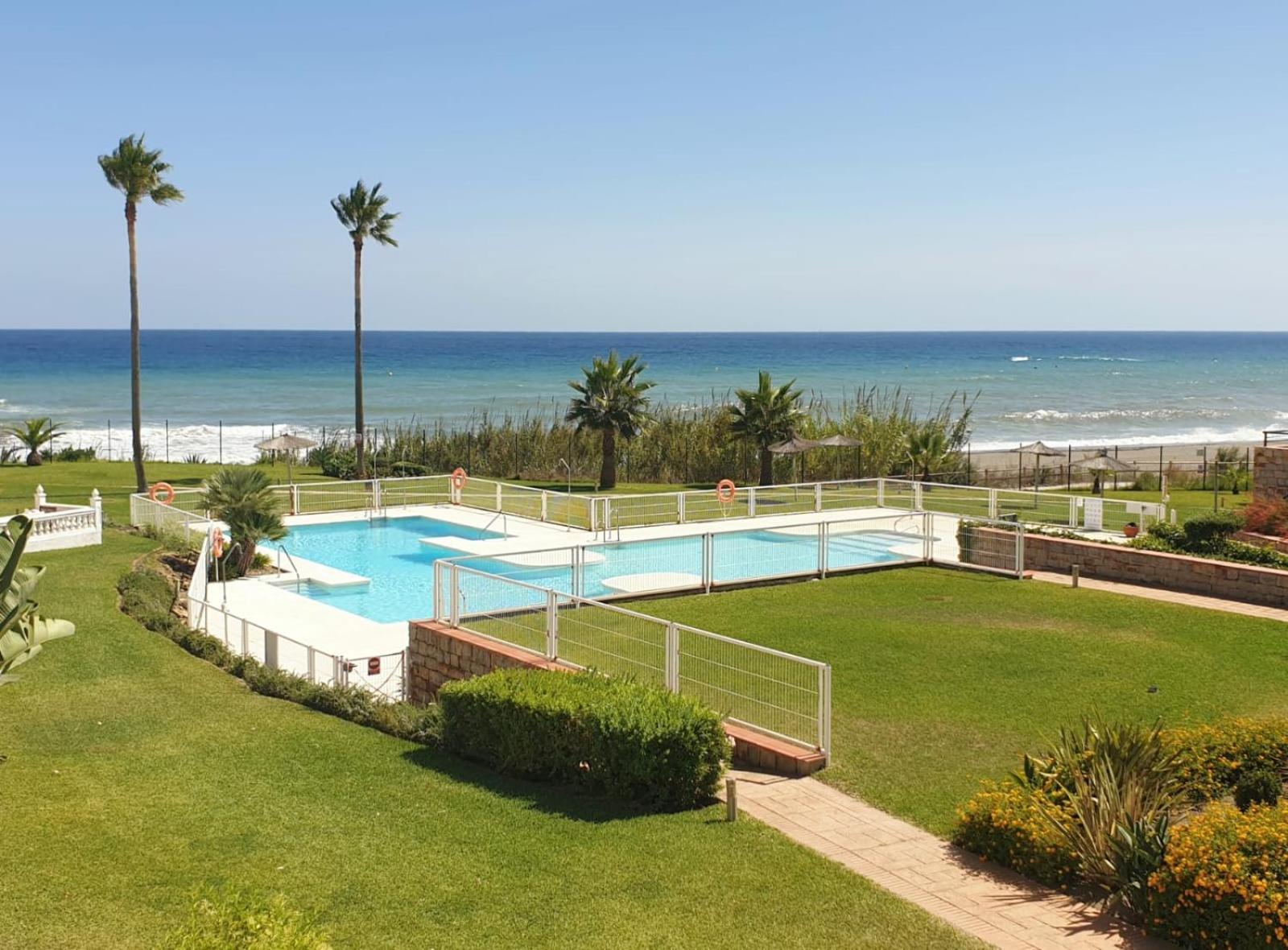 Casitamar Frontline Beach House Rental Casares Costa Near Estepona Bahia de Casares Bagian luar foto